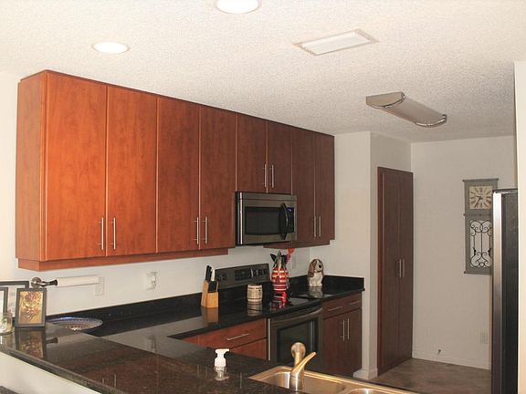 5th image of 1100 SE Mitchell Ave APT 602