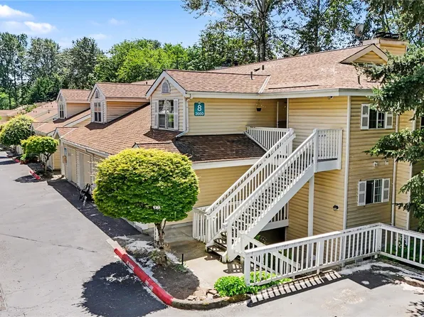 2660 118th Avenue SE #8-203, Bellevue, WA 98005