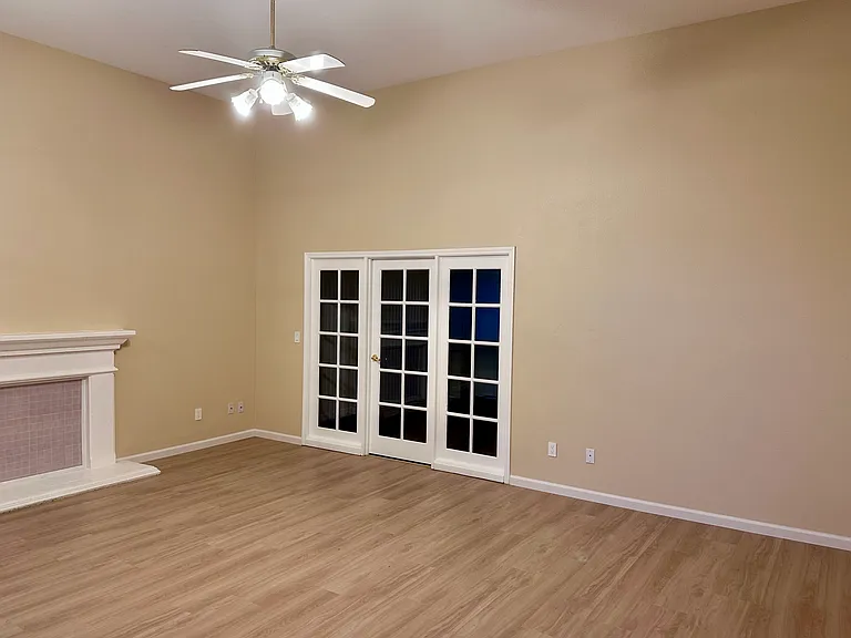 10337 N Baird Ave — Photo 6