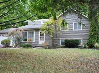 3215 Woods Edge, Walworth, NY 14568