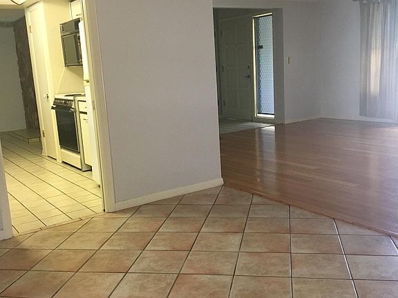 4th image of 1027 S Duncan Ave