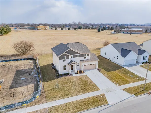 2757 Wayfair St, Fitchburg, WI 53711