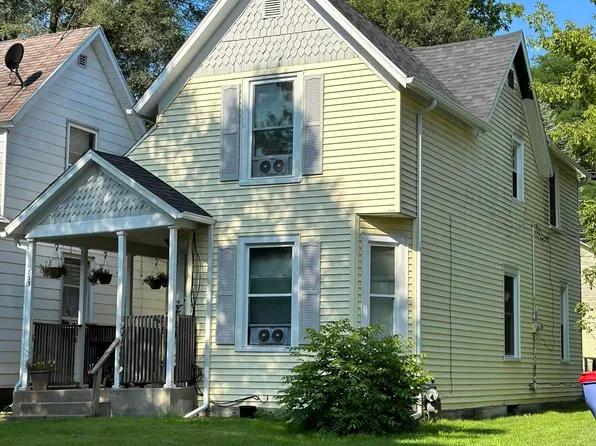 853 Clancy Ave NE, Grand Rapids, MI 49503