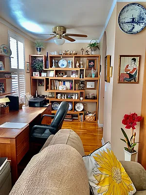 Sold by REMAX Elite | media 13