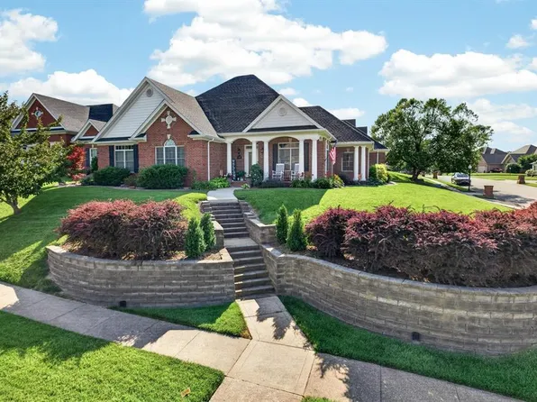2499 Hillbrooke Pkwy, Owensboro, KY 42303
