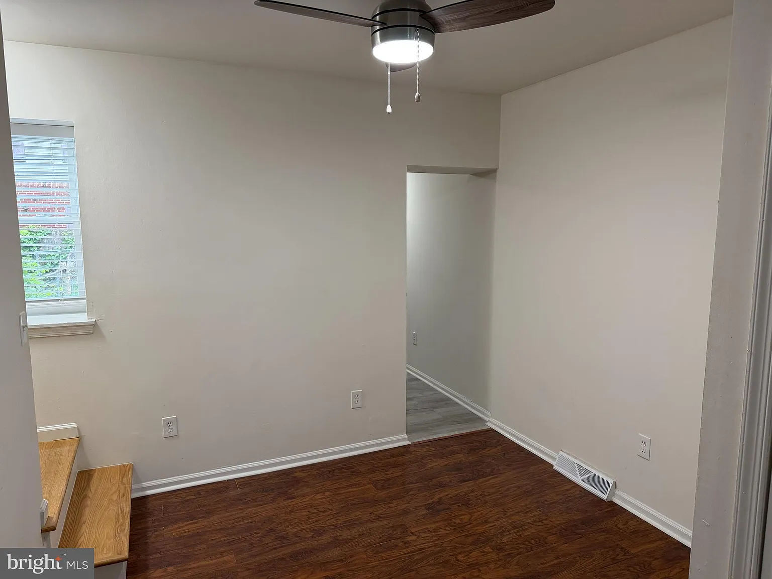 2 bed, 875 sqft, $1,350 — Photo 4