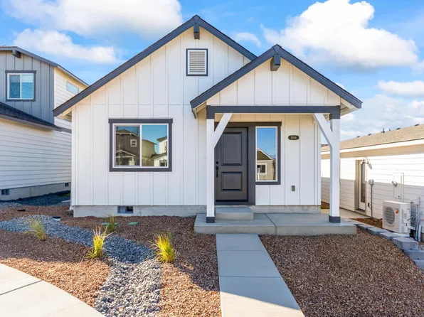 3984 SW Obsidian Pl #139, Redmond, OR 97756