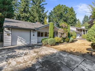 16576 NE 97th Place, Redmond, WA