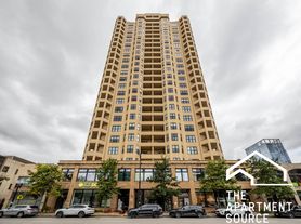 1464 S Michigan Ave