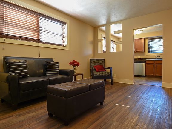 3rd image of 1017 S 31st St #2-B825