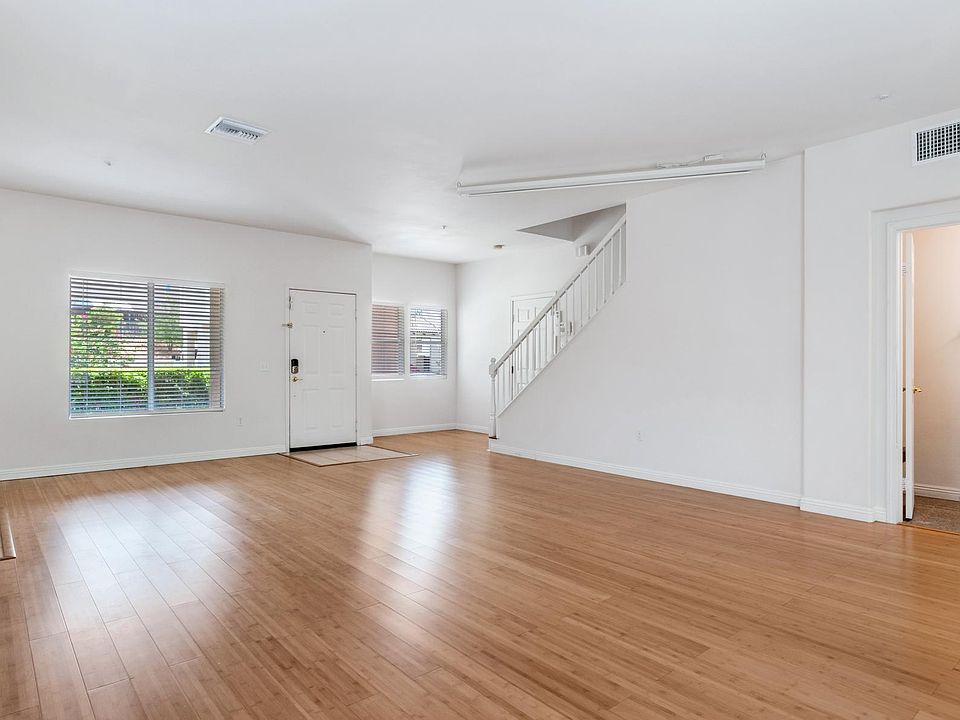 1st image of 26372 Saint David St