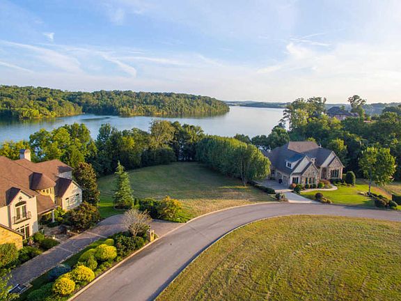 3rd image of 130 Cormorant Dr