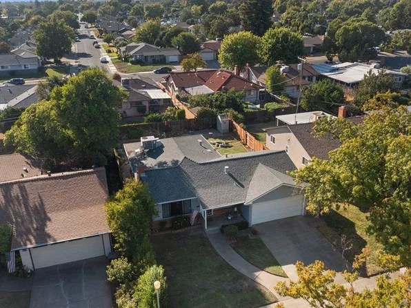 5444 Sampson Blvd, Sacramento, CA 95820
