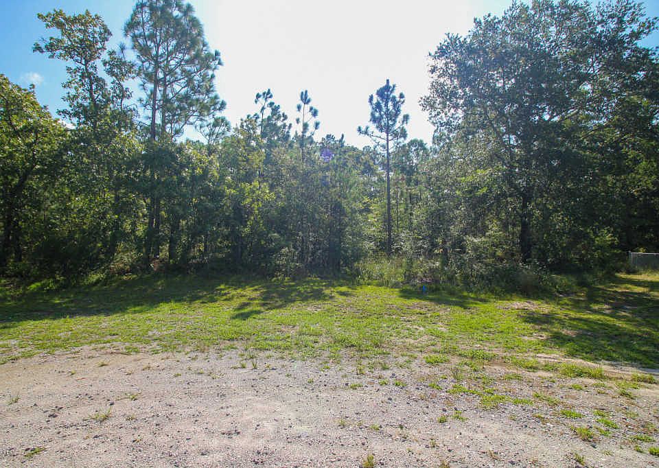 1st image of 110 Velma Ln