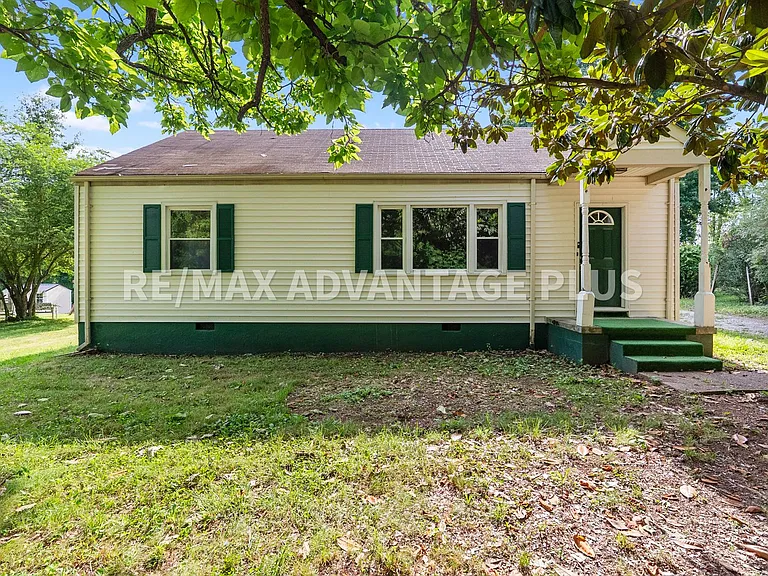 1552 Cumberland Rd — Photo 1