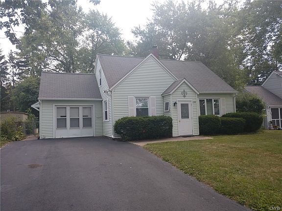 2nd image of 120 Retford Dr