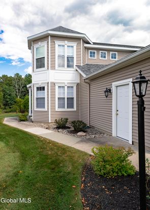 40 Patroon Pointe Drive, Rensselaer, NY 12144