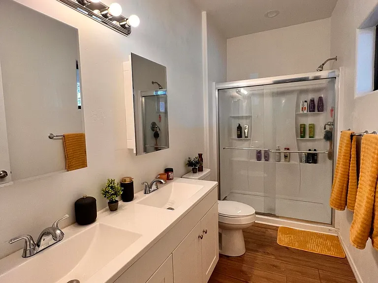 15235 N Lago Del Oro Pkwy — Photo 7