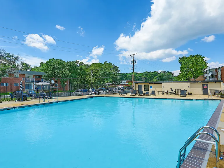 Sparkling Pool | Apartments for rent in Forestville, MD | Avenue Apartments