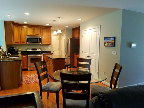 4th image of 8413 Maryland Rd