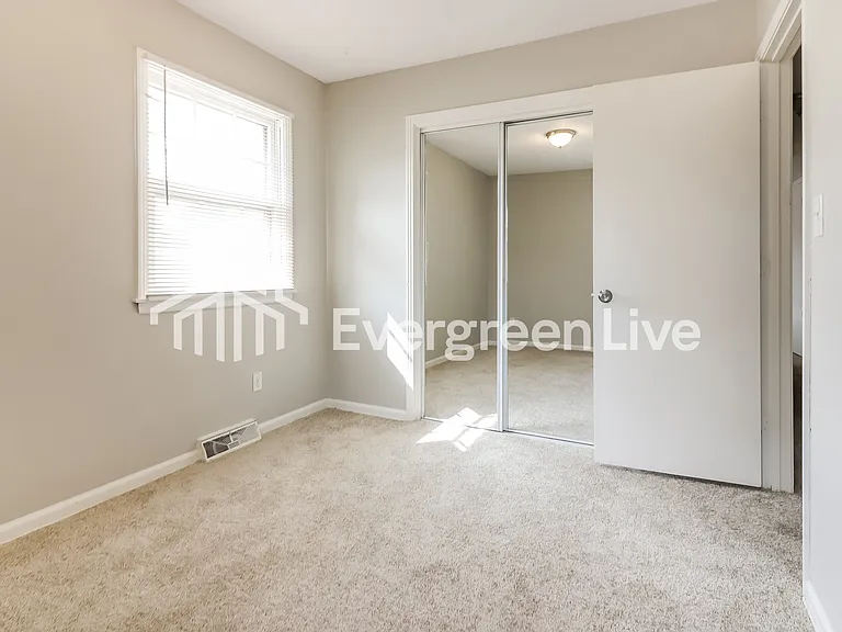 3909 S Berry Ln — Photo 10