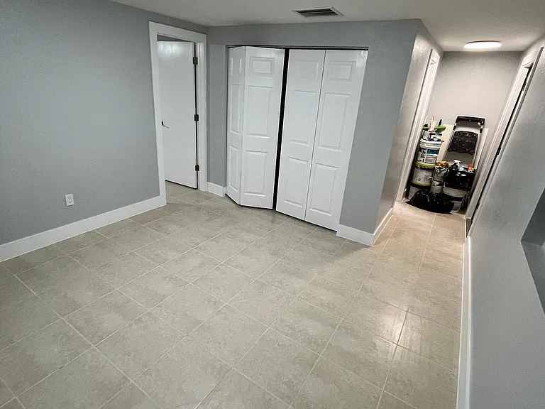 1155 SW 129th Ave — Photo 1