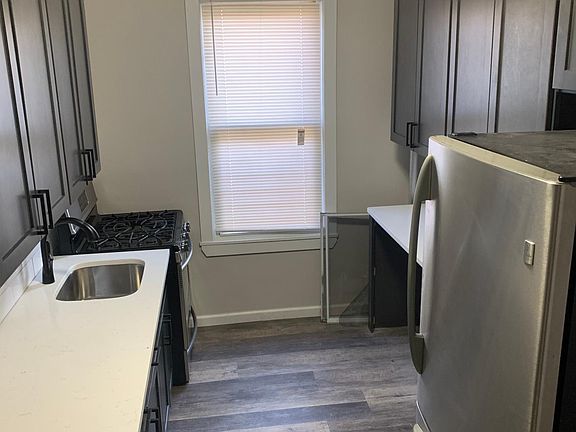 4th image of 4426 Edson Ave