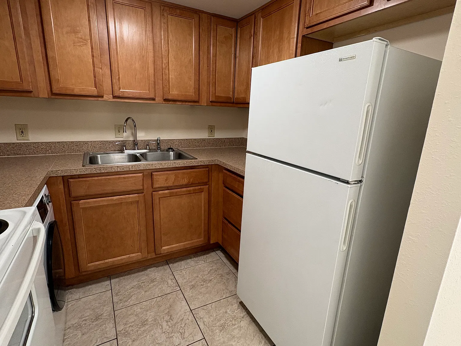 1 bed, $1,025 — Photo 3