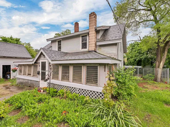 16 Old Mascoma Road, Franklin, NH 03235