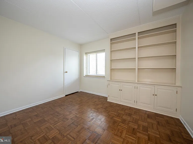 260 W Montgomery Ave #304 — Photo 25