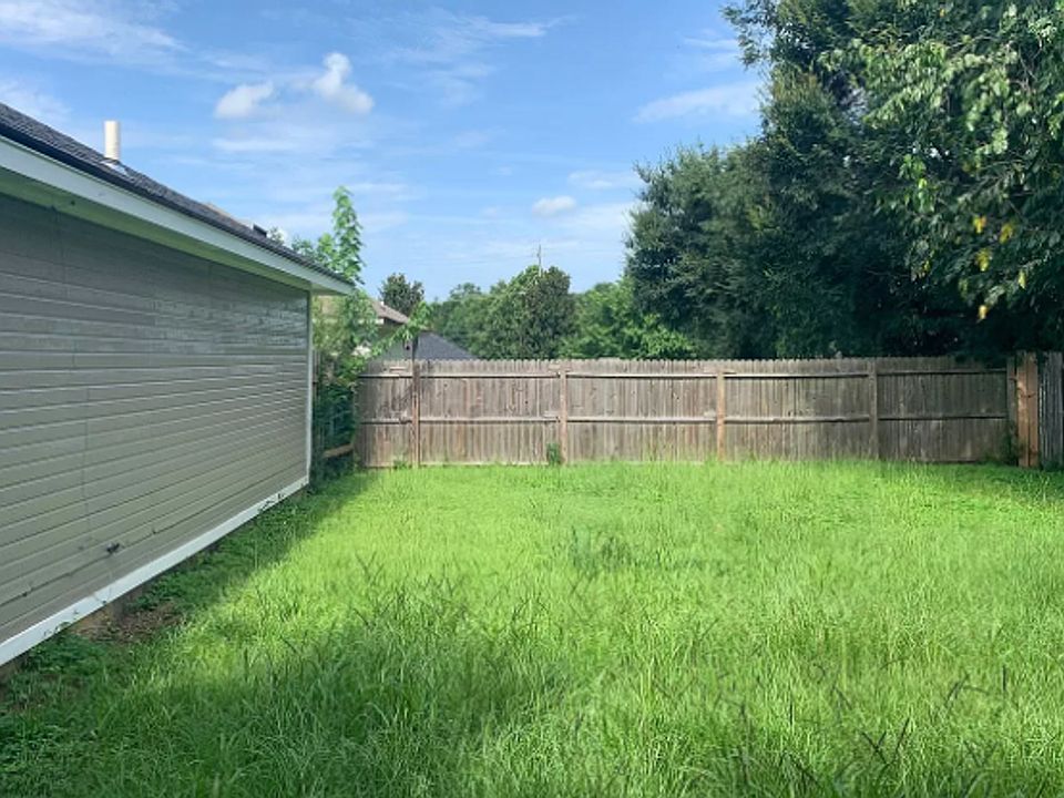 2nd image of 3850 Guest Rd