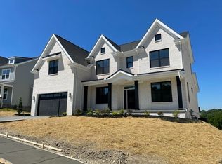 1020 Stonegate Dr, Mc Donald, PA 15057