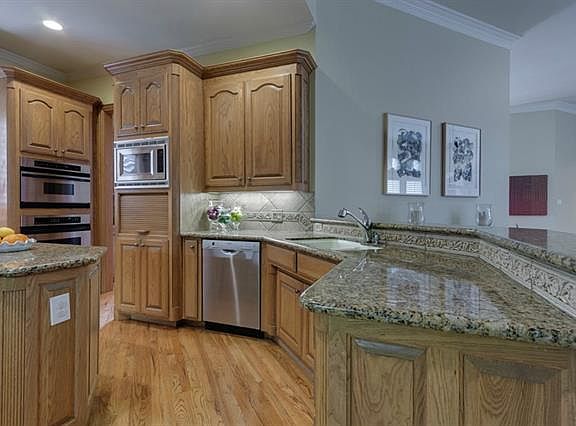 4th image of 709 Lorraine Dr