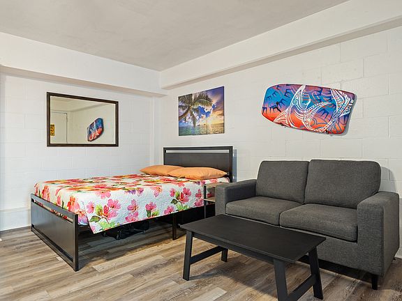 3rd image of 235 Liliuokalani Ave APT 125