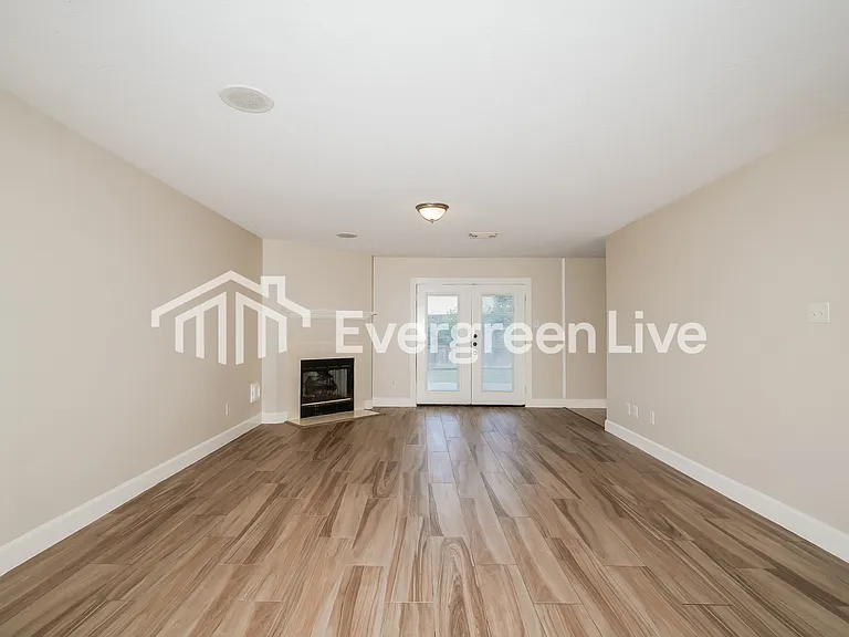 18034 Lago Forest Dr — Photo 5
