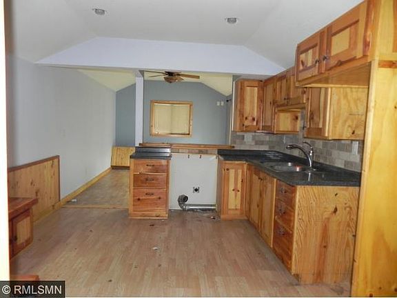 4th image of 16625 20th St S