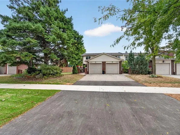 5294 Bromley Rd, Burlington, ON L7L 3G2