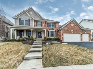 4N642 Blue Lake Cir E, St Charles, IL 60175