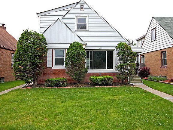 2nd image of 1422 Shirley Dr