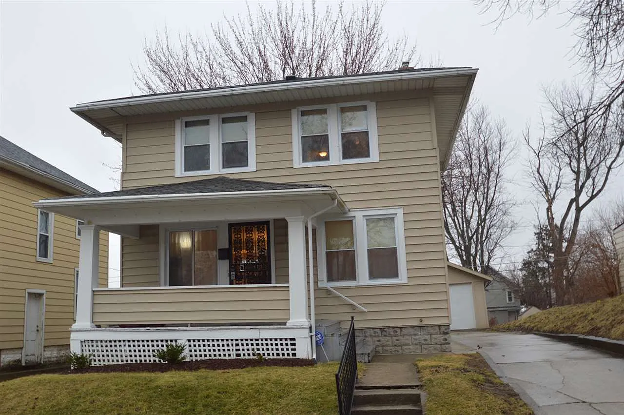 1313 Sinclair St photo 1