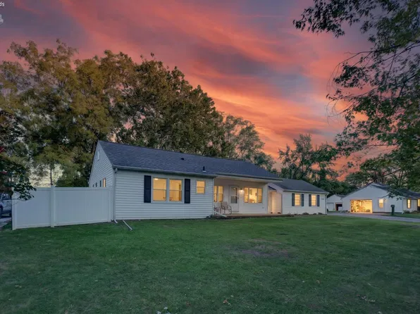 5011 Leavitt Rd, Lorain, OH 44053