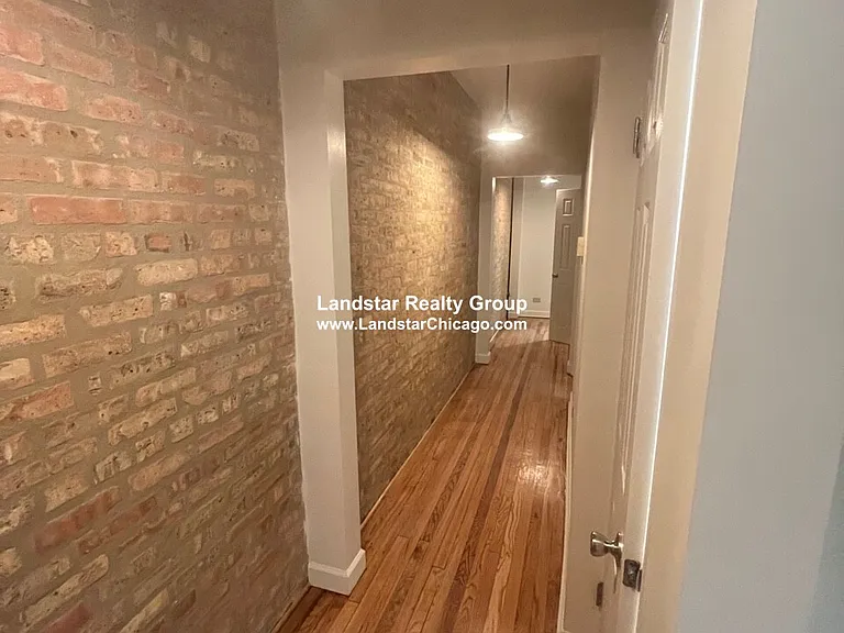 3848 W Ainslie St #2 — Photo 12