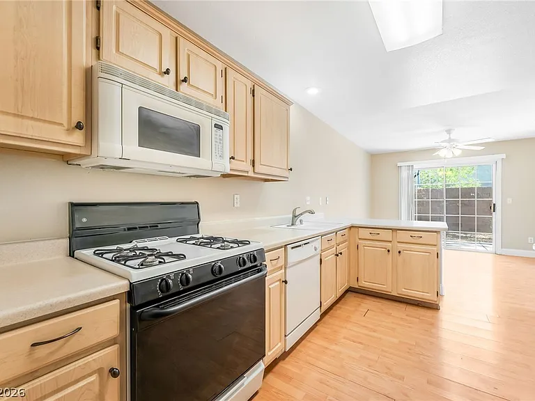 10242 Rocky Tree St — Photo 15