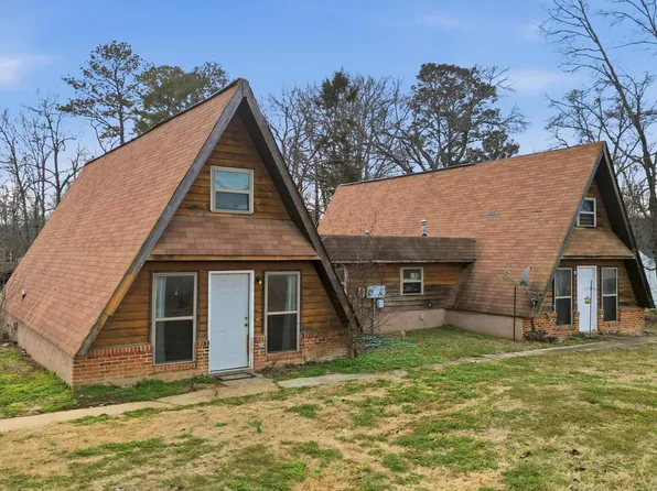 90 Park St #107, Chickamauga, GA 30707