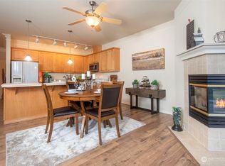 23009 Lakeview Dr UNIT B103, Mountlake Terrace, WA