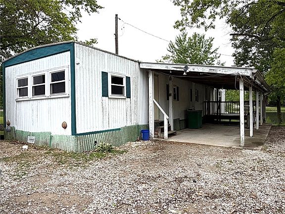 2nd image of 3424 Conservation Rd
