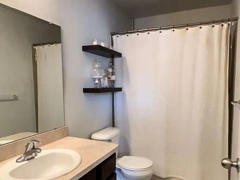4621 Bradley Cir — Photo 6