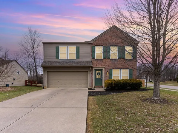 15 Shady Creek Ln, Amelia, OH 45102