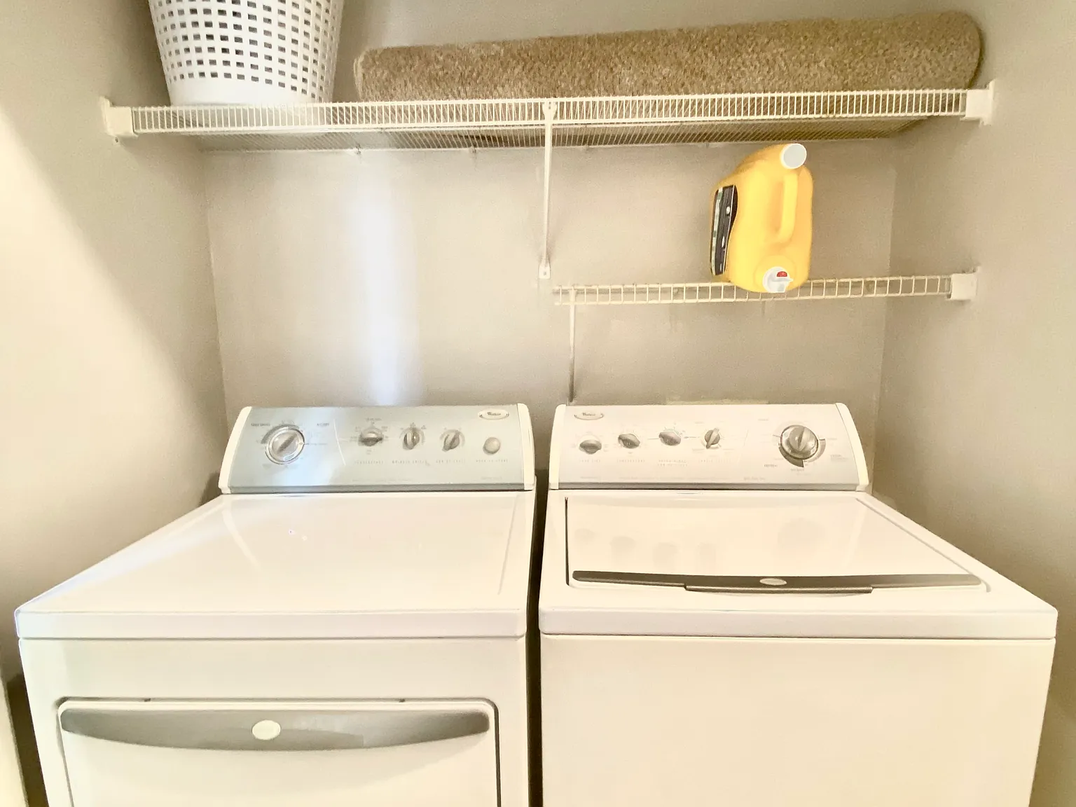 2 bed, 1350 sqft, $2,500 — Photo 3
