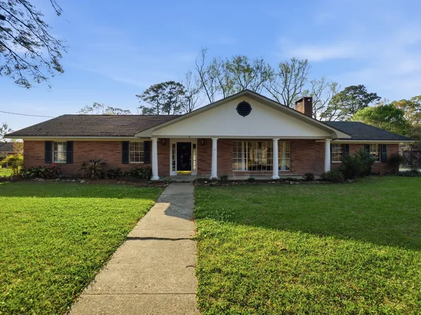 2106 Ridgewood Dr, Columbia, MS 39429